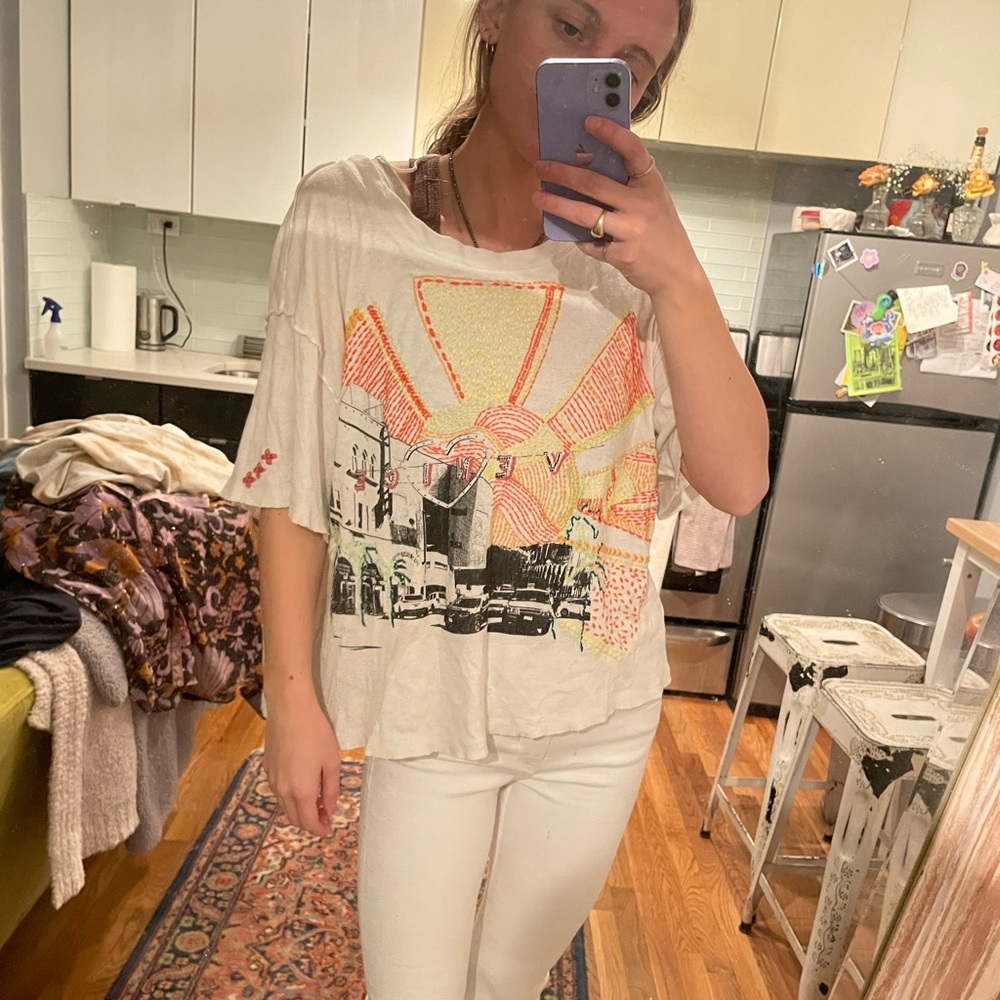 Free people tshirt